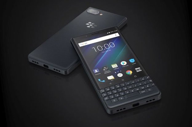 Blackberry büyük temizliğe devam ediyor